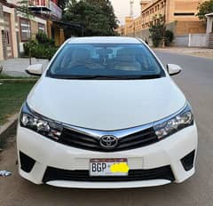 Toyota Corolla XLI 2016 con GLi original white color