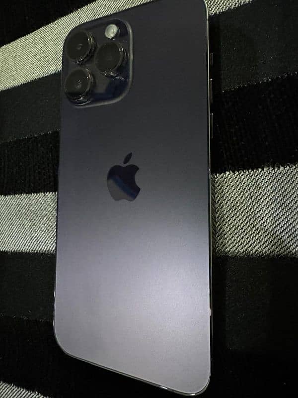 Apple Iphone 14 Pro Max full sim time available 4