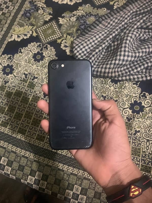 iPhone 7 32gb Pta official approved is pr rabta kare 03224005915 7