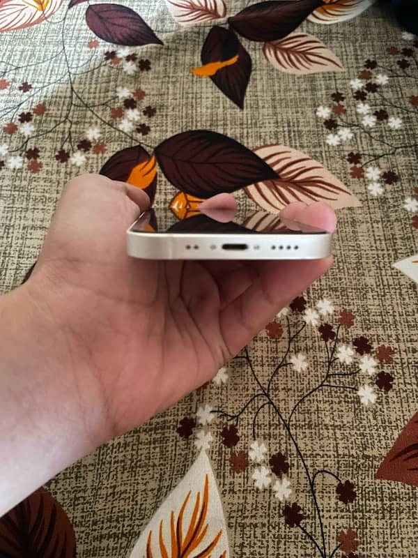 iPhone 12 mini 64 gb 4