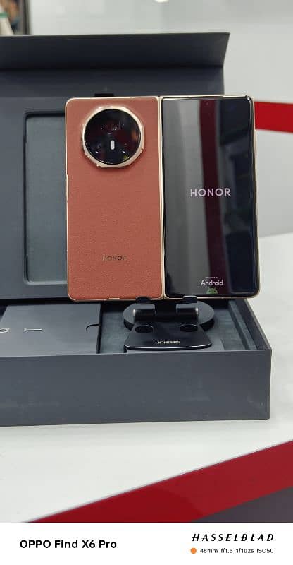 Honor Magic v3 6