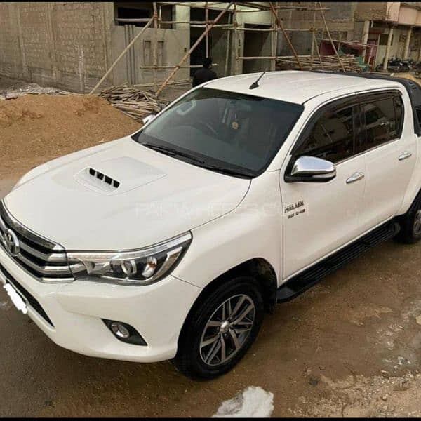 Toyota Hilux 2017 4