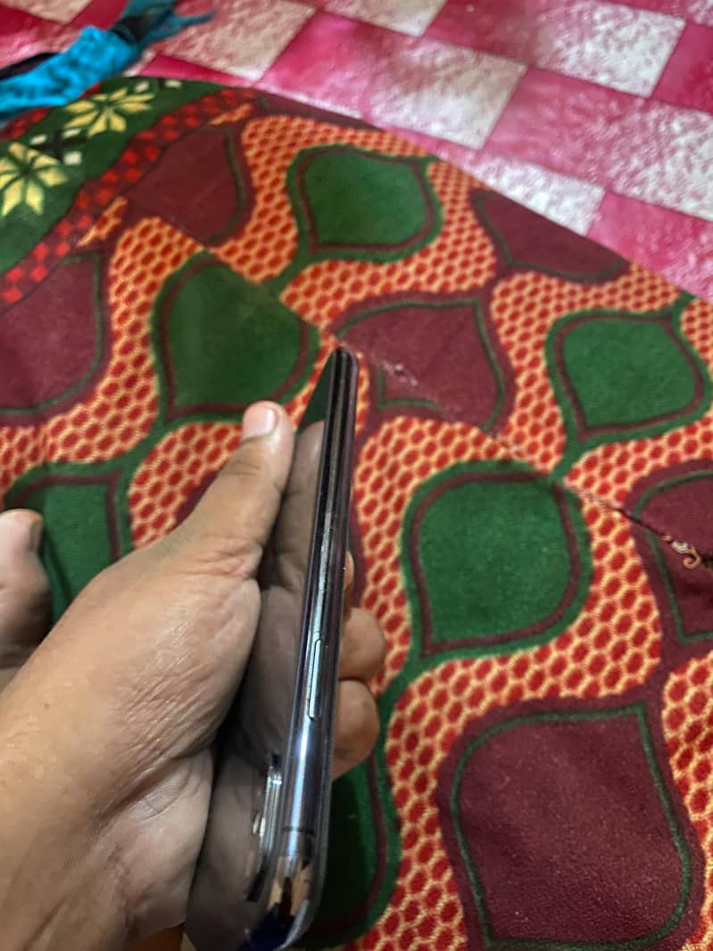 Iphone xs max 64 gb Factory unlock 3