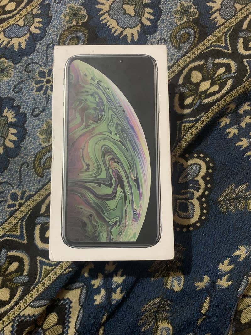 Iphone xs max 64 gb Factory unlock 7