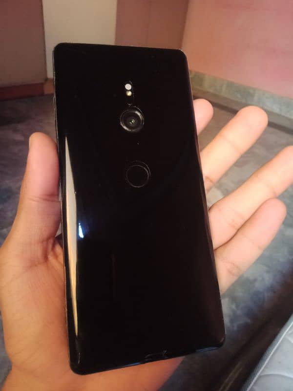 Sony Xz3 Fresh he PTA Approved All Ok Best For PUBG Game Urjent sell 3