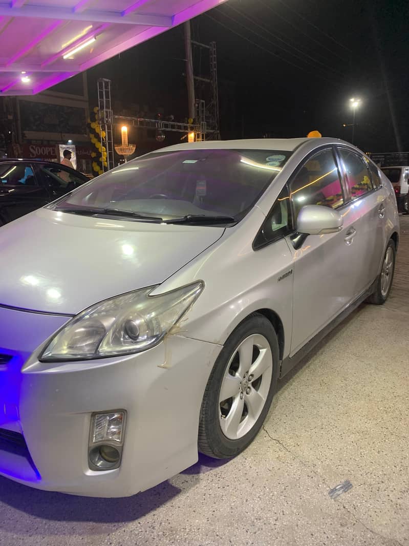 Toyota Prius 2014 S touring 1.8 3