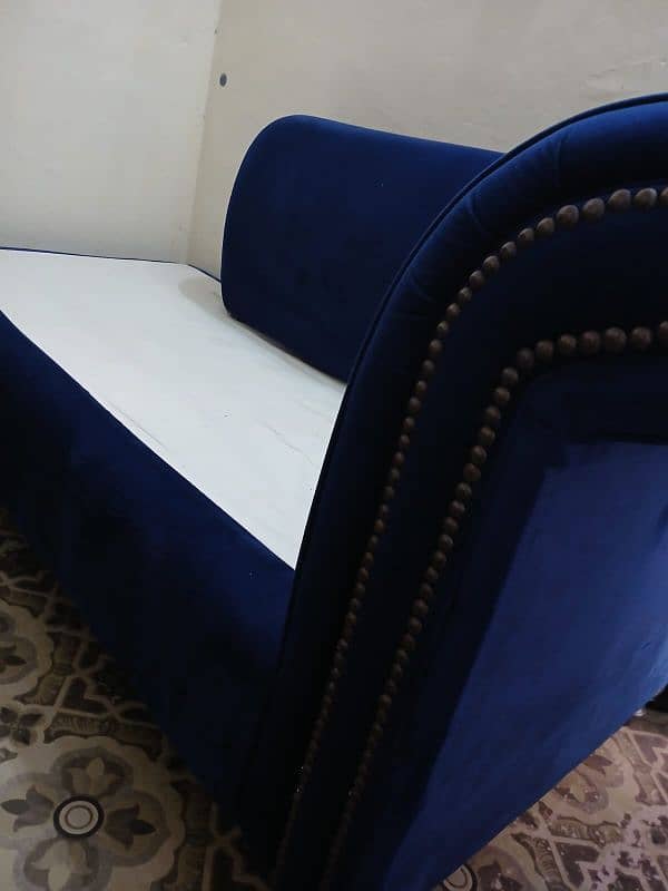 5 Seater Sofa very good condition 1