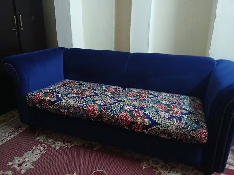 5 Seater Sofa very good condition 3