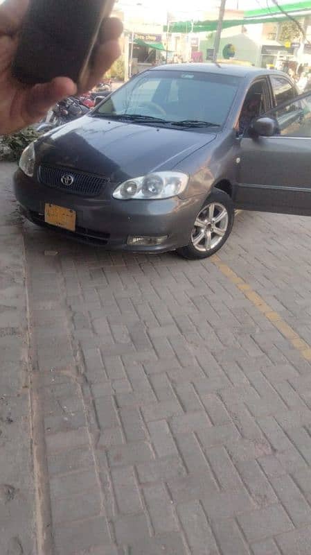 Toyota Corolla SE Saloon 2005 5