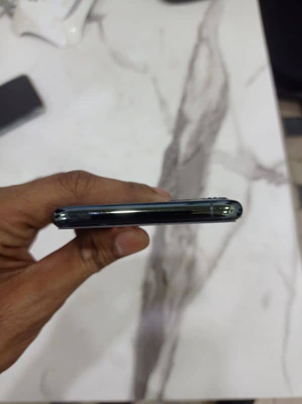 IPHONE 11 PRO MAX 256GB NON PTA 7