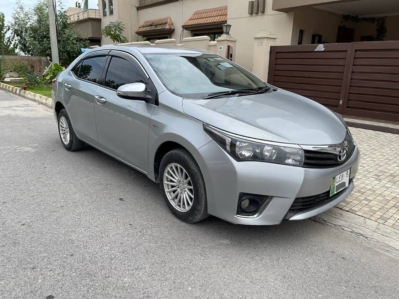 Toyota Corolla GLI 2015 3