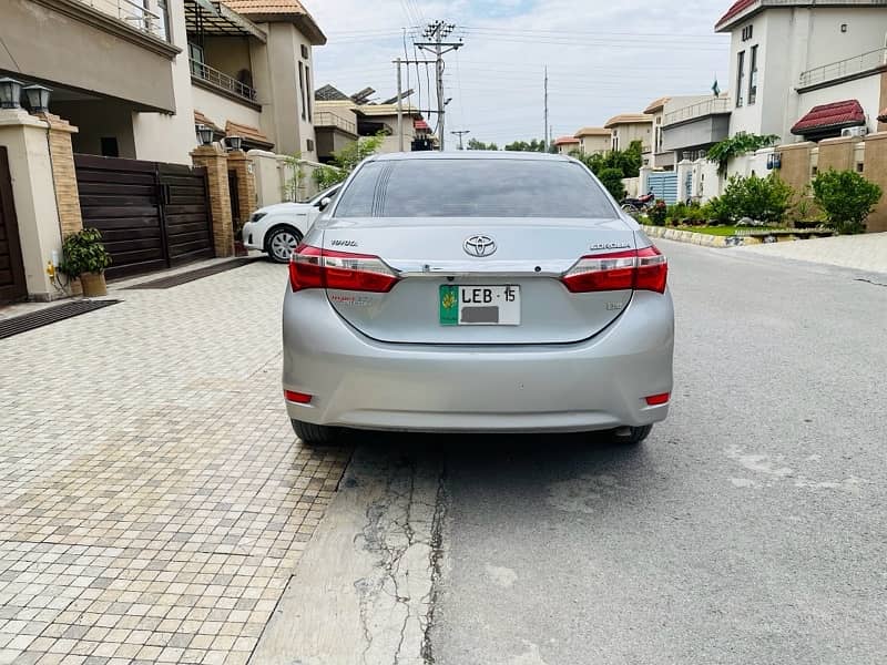 Toyota Corolla GLI 2015 4