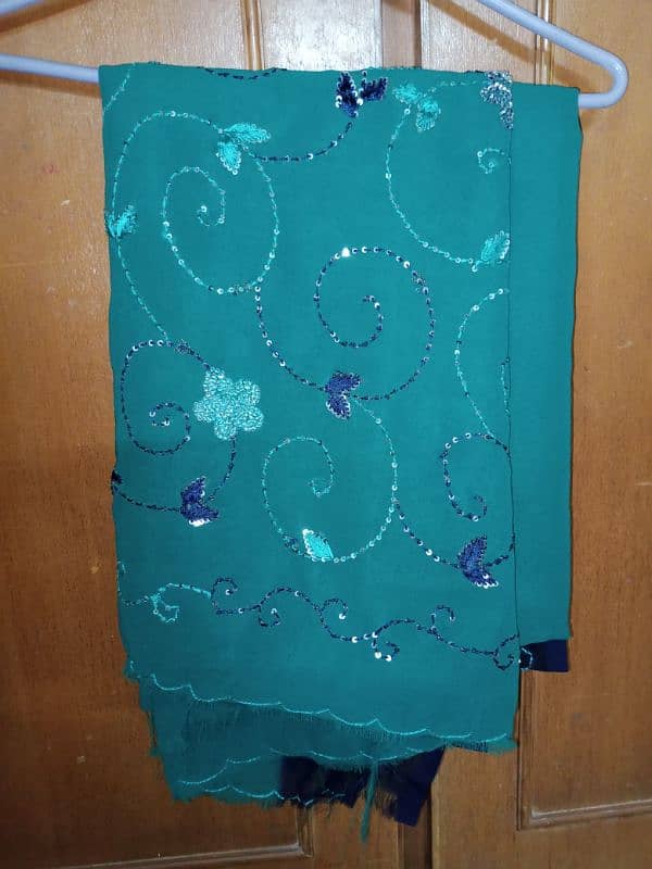 New un-stitched saree. . . urgent sale 10