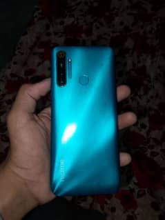 Realme 5i 4/64 snapdragon procecr back raff ha sido sa thori si