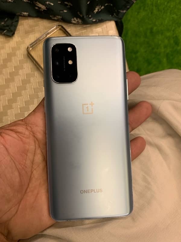 one plus 8T 2