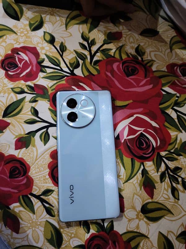 vivo V30e 6