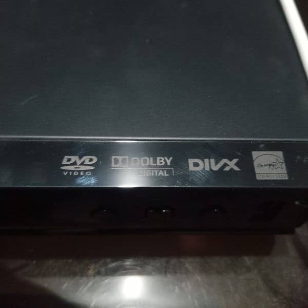 DVD-E360     DVD audio and video player 4