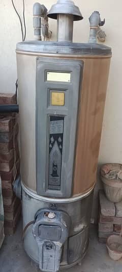 35 Gallons Geyser for Sale