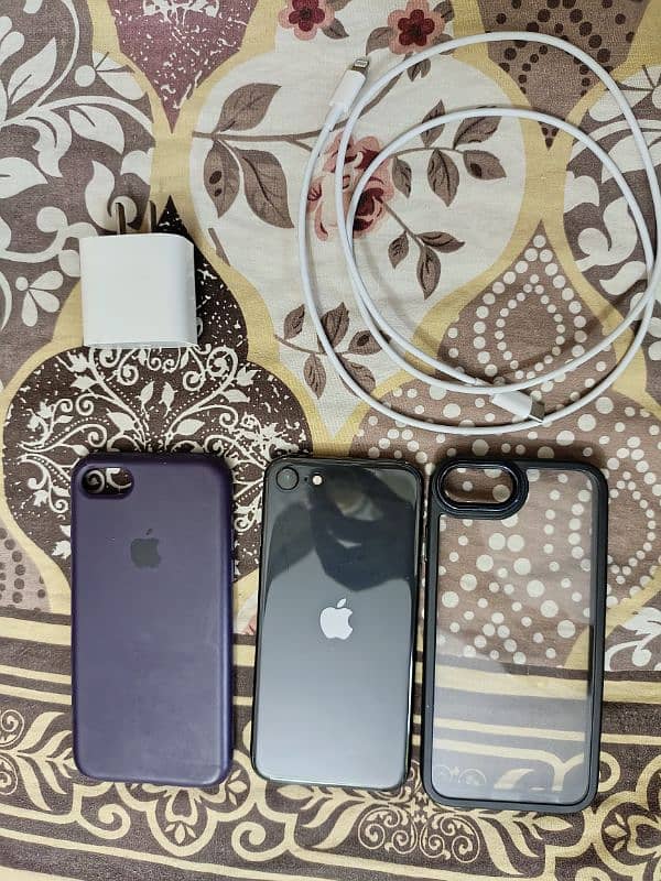 IPhone SE 2 non pta jv for sale not oppo vivo infinix tecno Samsung 15