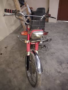 UNIQUE 125CC 100% OK JUST BY AND DRIVE ONLY PRICE 100,000