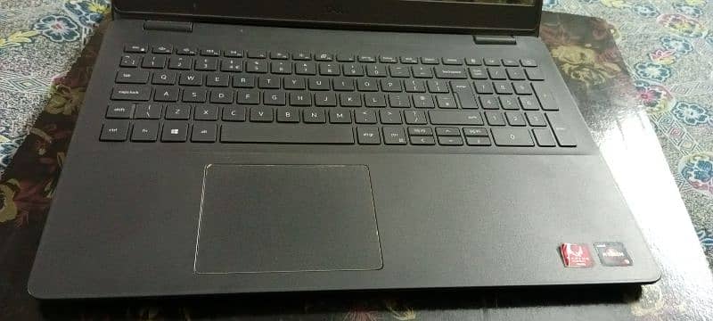 Dell ryzen processor gaming laptop and graphic designing. Ultra slim. 2