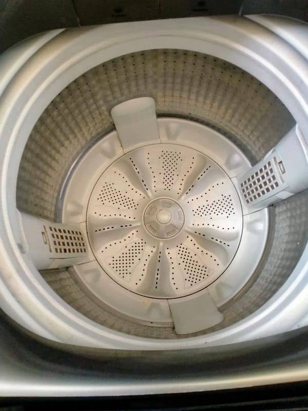 haier fully automatic washing and dryers macheen 4