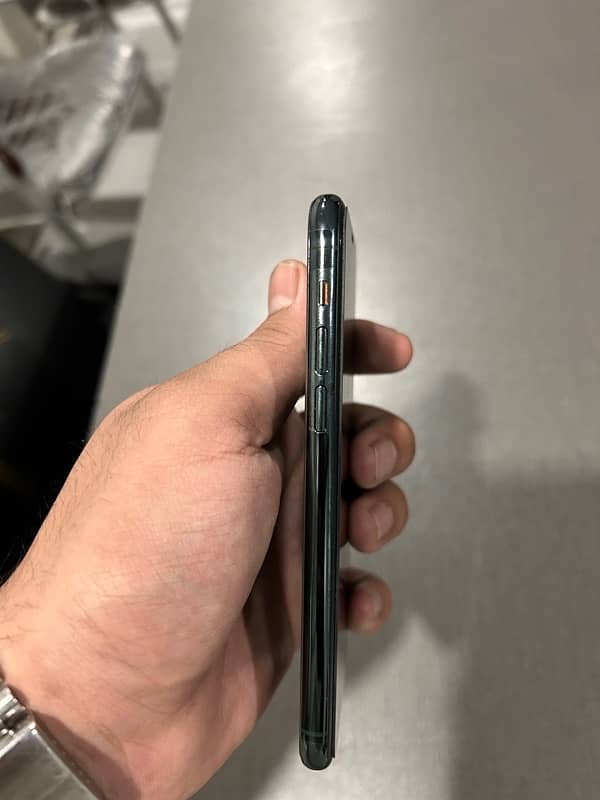 Iphone 11 Pro 64GB Non PTA 5