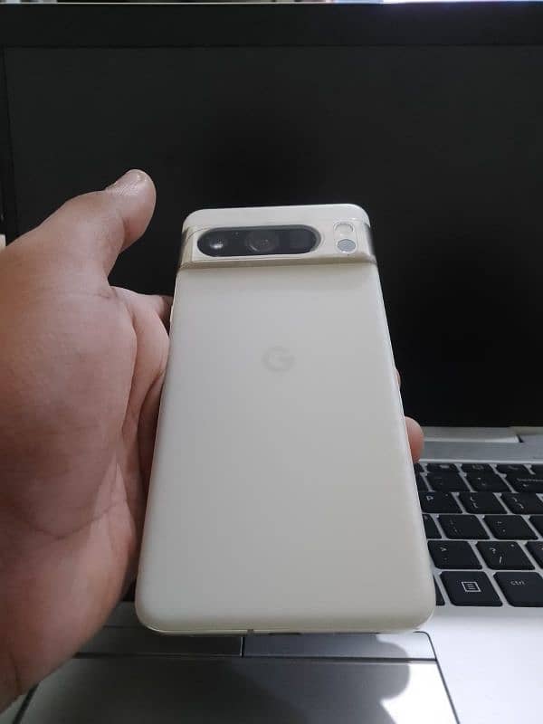 Google pixel 8 pro 128 gb mint condition 4