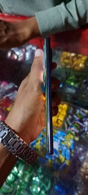 Spark 20 pro plus 1