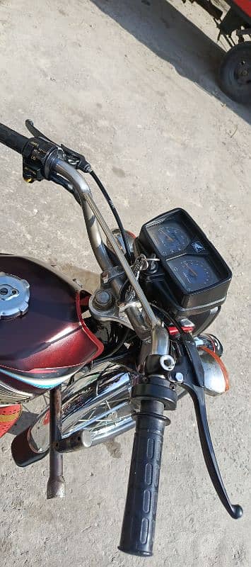 Honda 125 2015 model 3