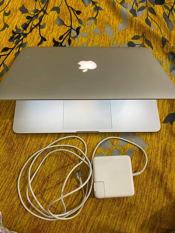 MACBOOK PRO 2015 13” 8