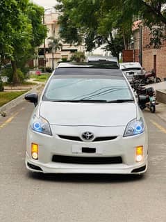 totoya prius solar and sunroof Exchange also possible