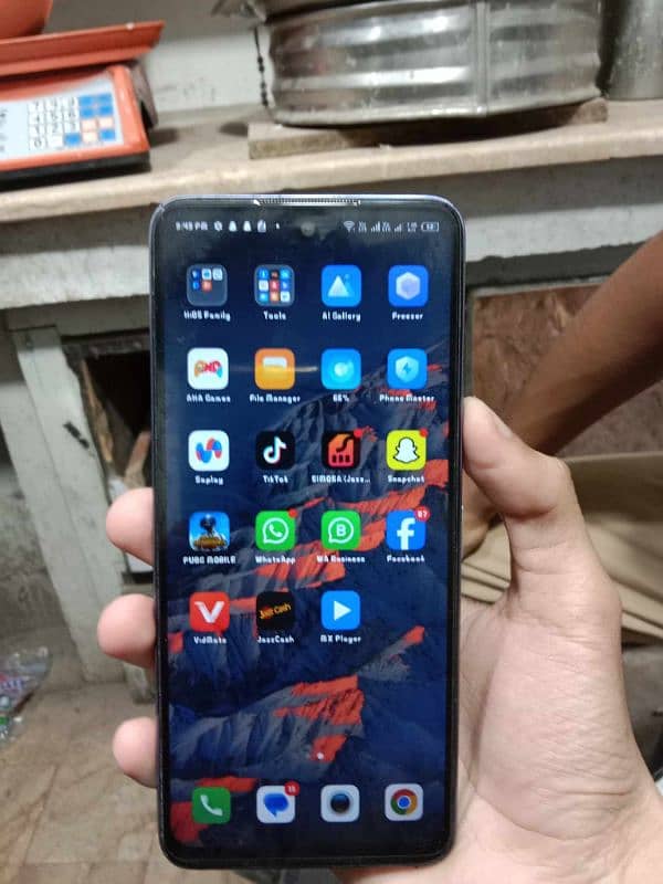 Tecno Camon 18T 3