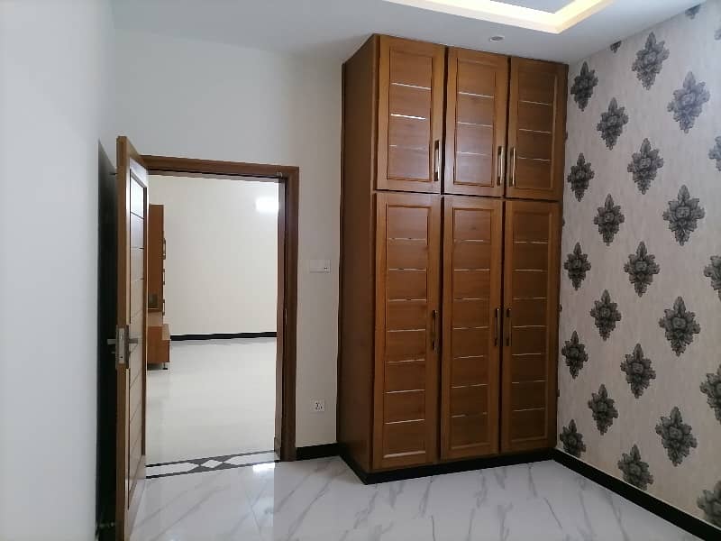 1 Bed Furnished Flat For Rent In QJ Heights Phase1 Bahria Town 7