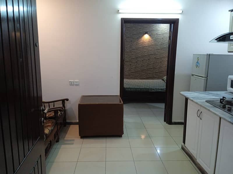 1 Bedroom Fully Furnished Flat In Qj Heights Safari Villas1 Phase1 Bahria Town 9