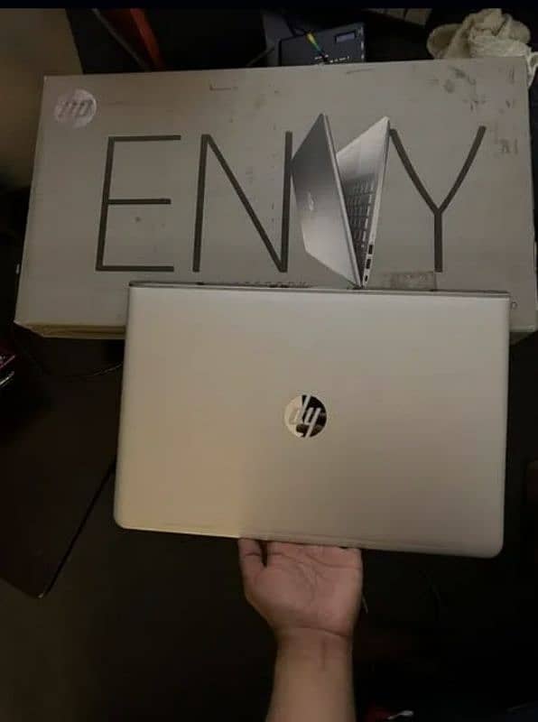 Hp Envy i7 7th gen 17 inch 10/10 condition 1