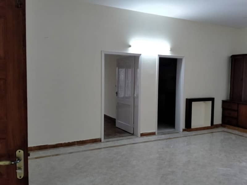 01 Kanal Beautiful Lower Portion available for rent in DHA Phase 2 Lahore Cantt 13