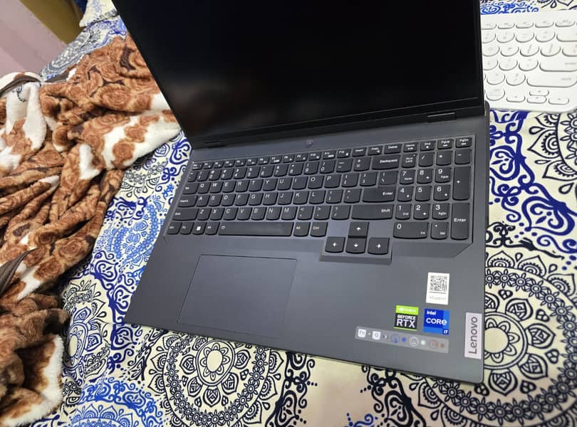 Lenovo Legion Pro 5 13th generation i7 13700HX nvidia 4060 gaming 6