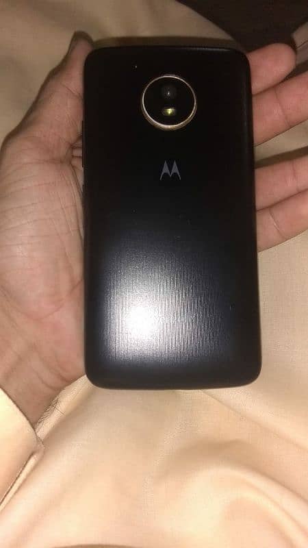 Moto e4 0