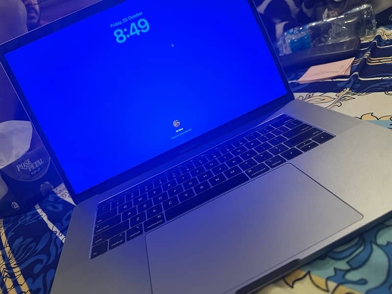 Macbook pro 2019 15.4 inch 512 Gb 4