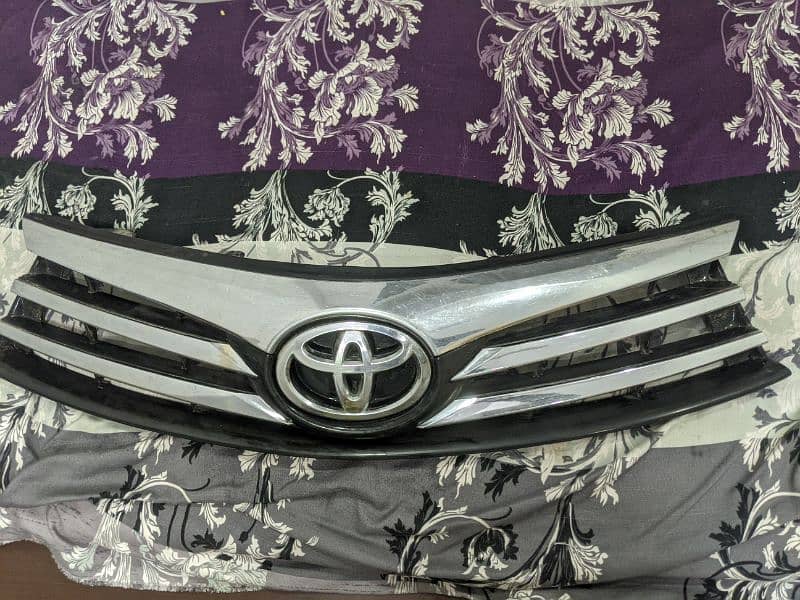 Toyota Corolla GLI 2015 To 2017 Model Light Grill Sat 10