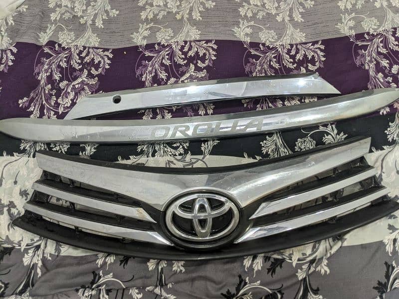 Toyota Corolla GLI 2015 To 2017 Model Light Grill Sat 12