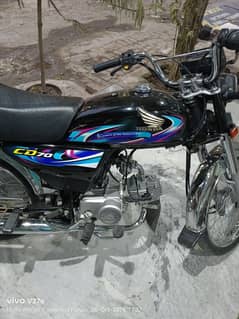 Honda CD 70 black color condition 10by10 decoument complete