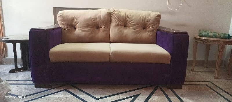 6 seater sofa and 1 shelf 0