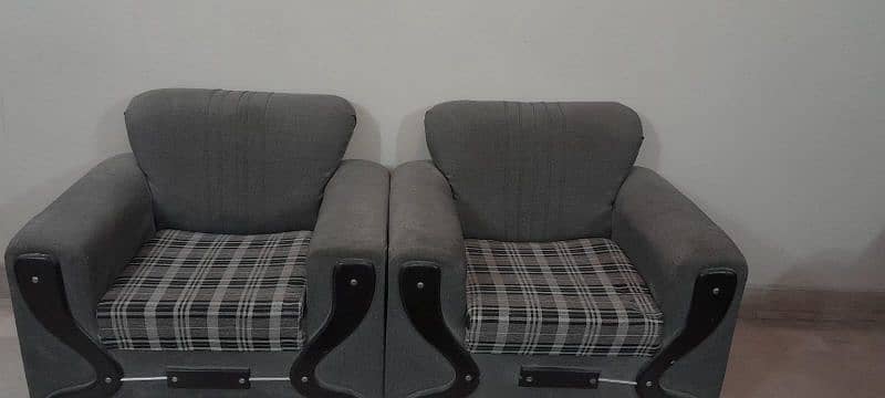 7 sofa set with center tabel 0