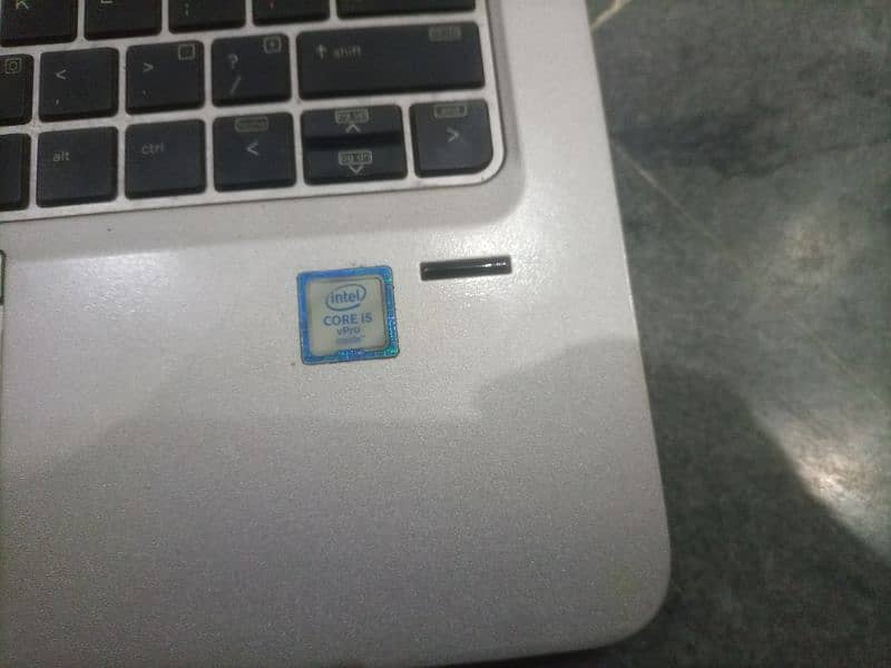 HP 820 G3 Elite Book For Sell 3