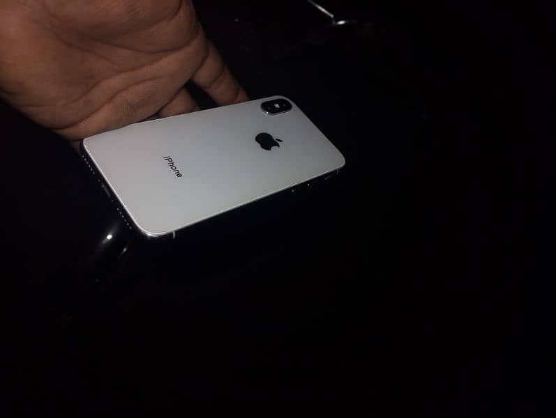 iphone x 64gb non PTA condition 10%8 jast face id not working 3