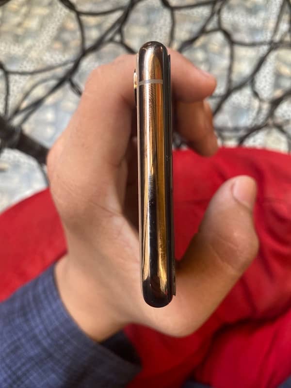 iPhone XS Non PTA (fu) 4