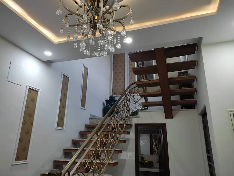 10 Marla Brand New House For Sale In Bahria Town - Gulmohar Block Canal Road Lahore 3