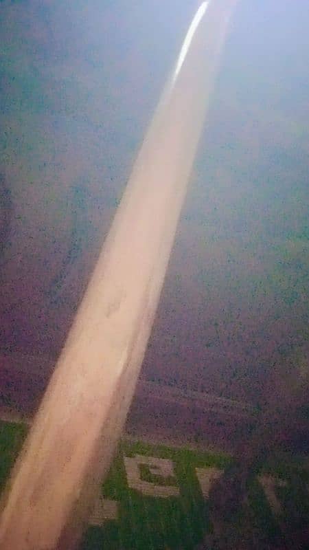 Hard ball bat in used condition need some repairing 0